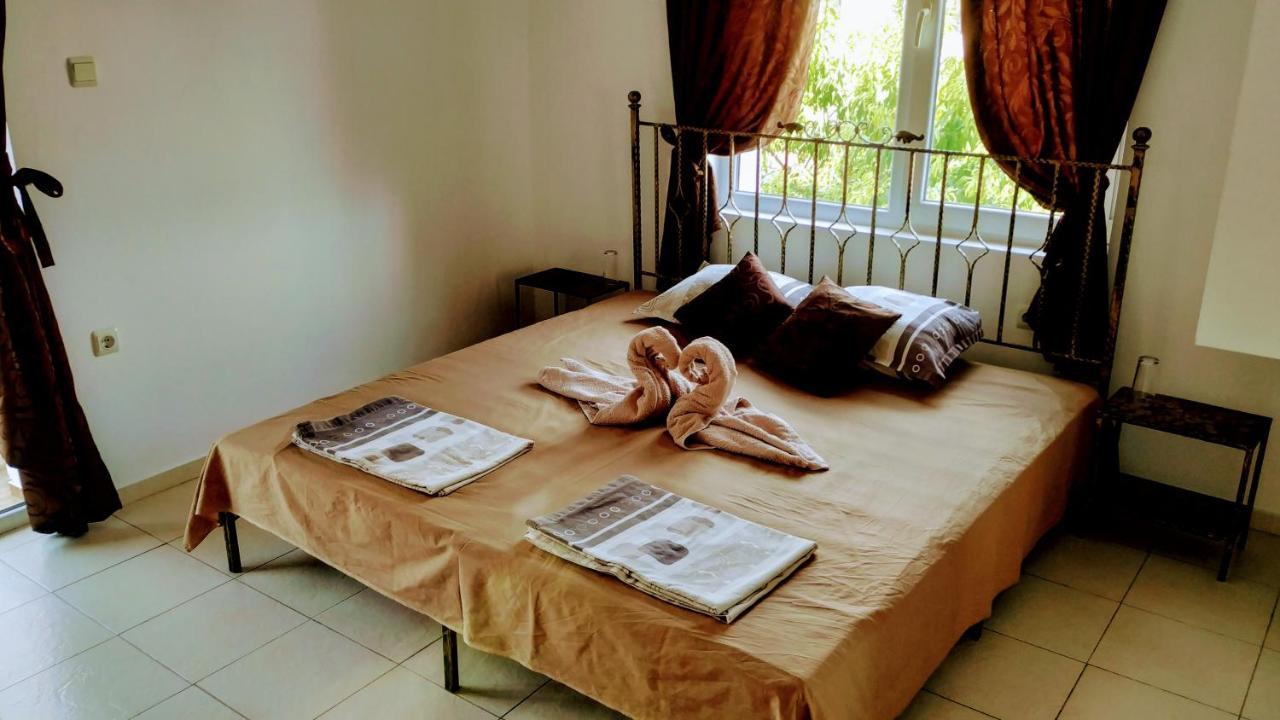 Dracena Guesthouse Ravda Buitenkant foto