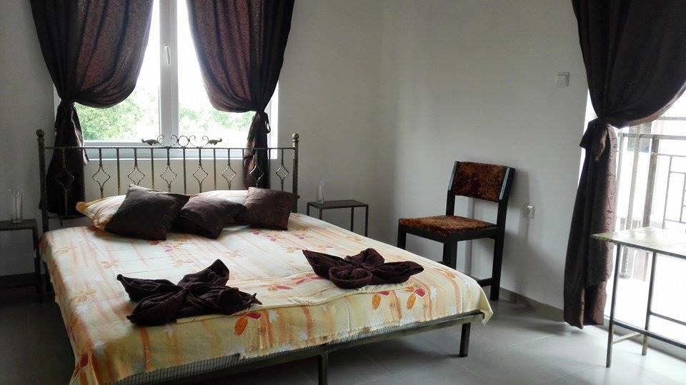 Dracena Guesthouse Ravda Buitenkant foto